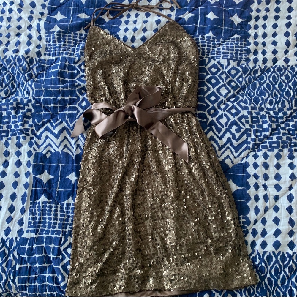 Trina Turk Gold Sequin Cocktail Dress, size 4 NWT